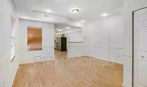 729 10th St NE, Washington, DC 20002 photo 3
