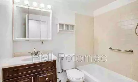 729 10th St NE, Washington, DC 20002 photo 13