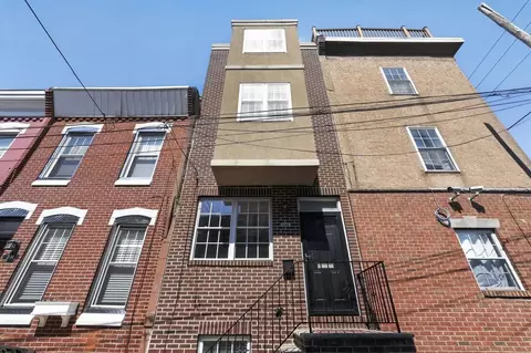 1132 S Dorrance St, Philadelphia, PA 19146