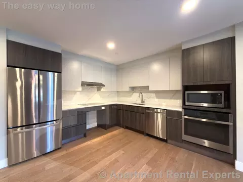 9 Central St #106, Somerville, MA 02143
