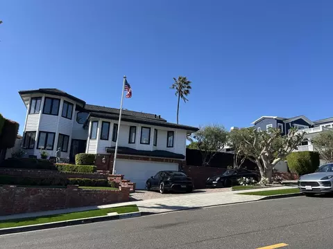525 15th St #NA, Manhattan Beach, CA 90266