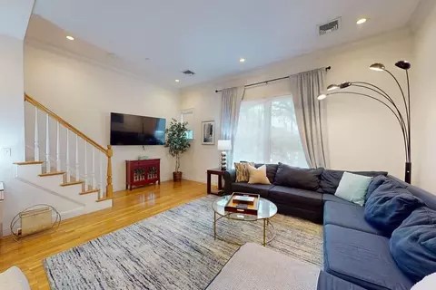 1 Harvard Sq #1238108P, Brookline, MA 02445