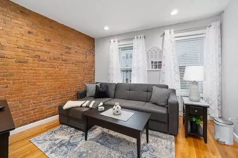 348 North St #1364252P, Boston, MA 02113
