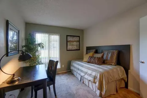 6205 Riverside Blvd, Sacramento, CA 95831