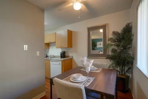 6205 Riverside Blvd, Sacramento, CA 95831