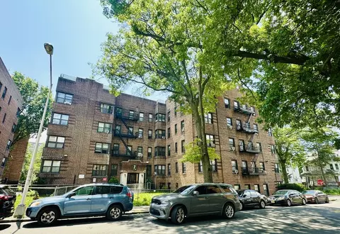 7 Chestnut St #STF, East Orange, NJ 07018