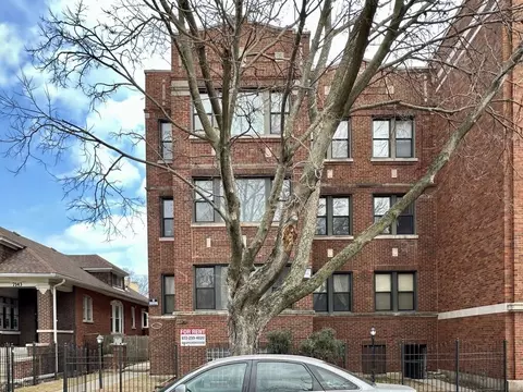 7149 S Constance Ave #2W, Chicago, IL 60649