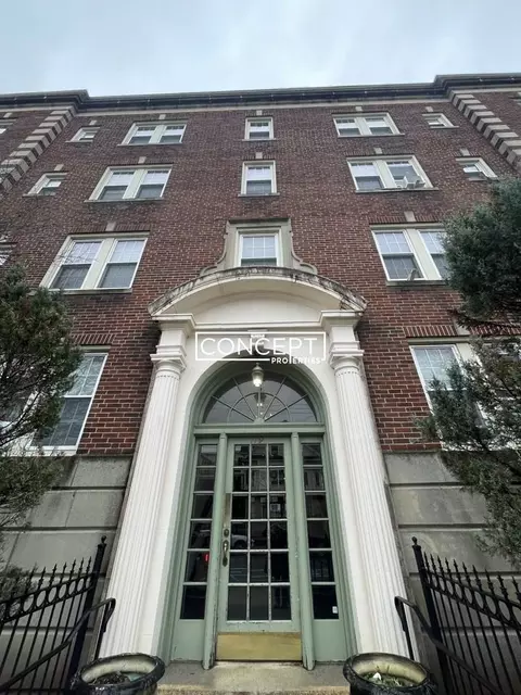119 College Ave #36, Somerville, MA 02144