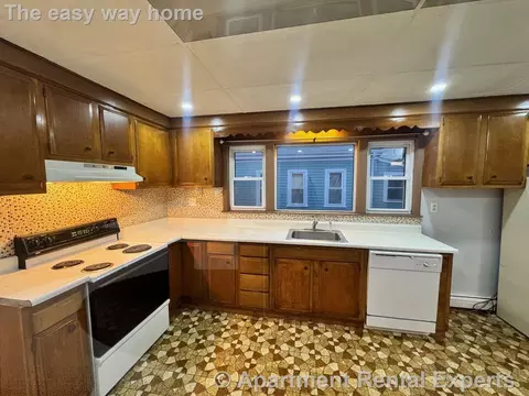 95 Kidder Ave #2, Somerville, MA 02144