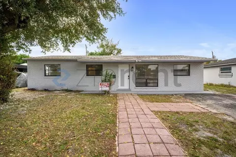 1421 NW 32nd Ave, Lauderhill, FL 33311