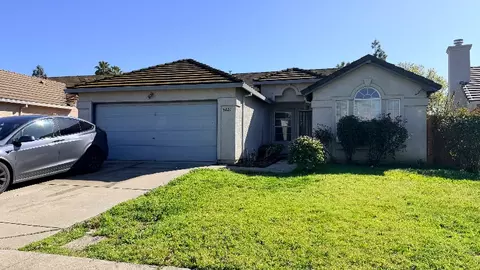 5421 Governor Cir, Stockton, CA 95210