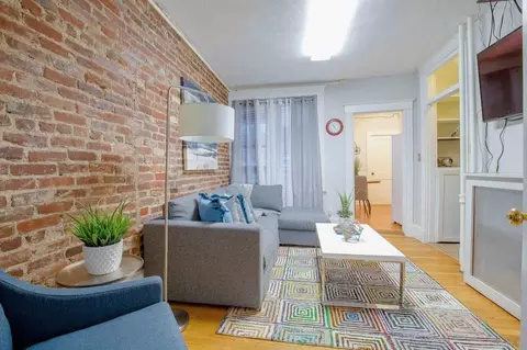 11 Grove St #1364238P, Boston, MA 02114