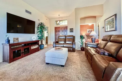 1195 E Camino Diestro #1385973P, Oro Valley, AZ 85704
