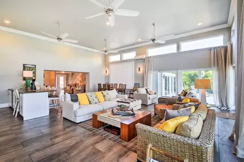 2122 W Vina Del Mar Blvd #1386257P, Saint Pete Beach, FL 33706