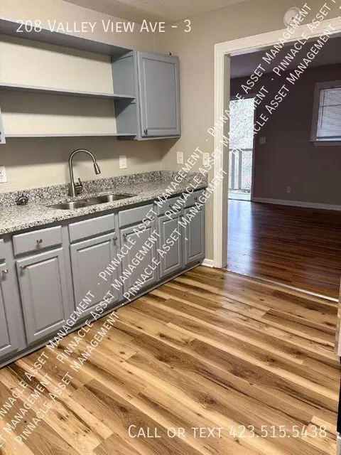 208 Valley View Ave #3, Chattanooga, TN 37415