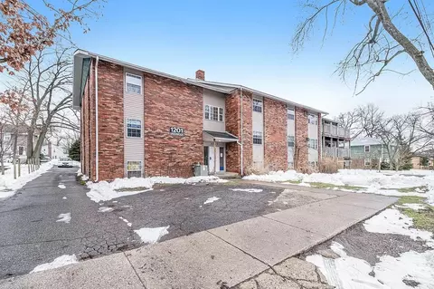 1201 Greenwood Ave #1, Kalamazoo, MI 49006