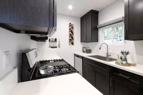 410 Lucas Ave #C, Los Angeles, CA 90017