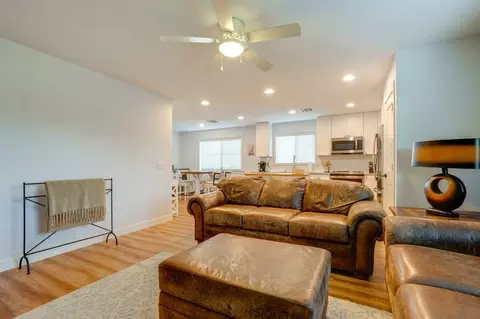 8637 S Newberry Ln #1385740P, Tempe, AZ 85284