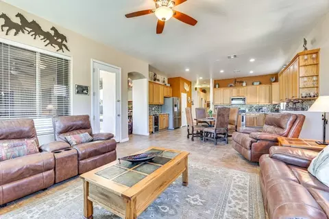 1425 N Harper Cir #1385688P, Mesa, AZ 85207