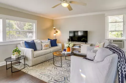 202 10th Ave NE #1383675P, Saint Petersburg, FL 33701