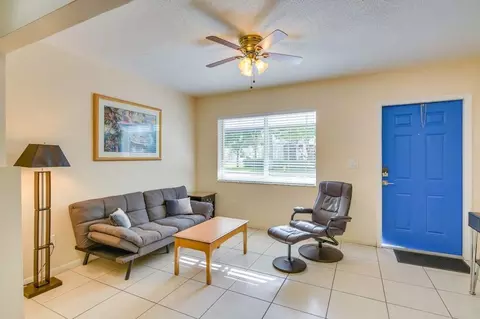 412 NE 4th Ave #1386024P, Hallandale Beach, FL 33009