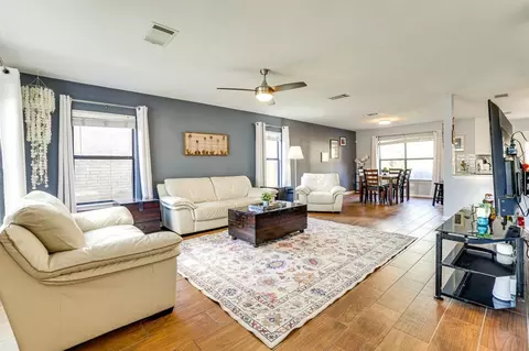 1122 Gruene Rd #1385976P, New Braunfels, TX 78130