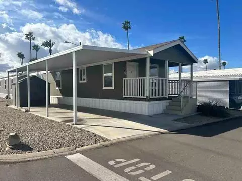 530 S Alma School Rd #45, Mesa, AZ 85210