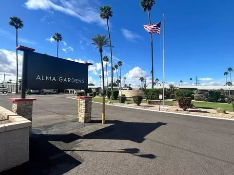 530 S Alma School Rd #86, Mesa, AZ 85210