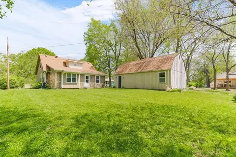 411 E Gudgell Ave, Independence, MO 64055 photo 24