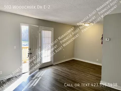 502 Woodcreek Dr, Rossville, GA 30741