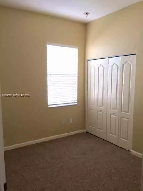 1211 NE 37th Ave, Homestead, FL 33033