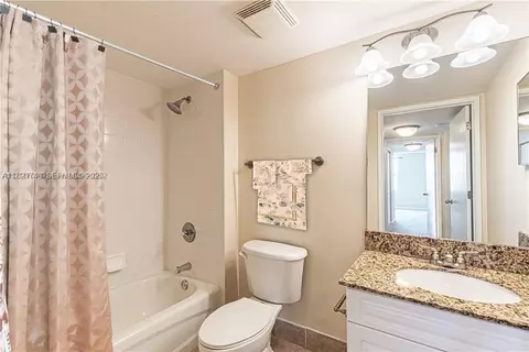 520 SE 5 Ave # 2409, Fort Lauderdale, FL 33301