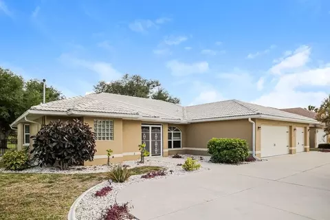 72 Long Meadow Ln, Rotonda West, FL 33947