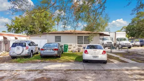 2833 NW 101st St # A, West Little River, FL 33147
