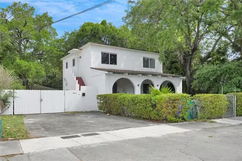 3041 NW 15th St # 3043, Miami, FL 33125