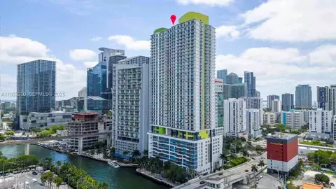 185 SW 7th St # 1508, Miami, FL 33130