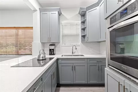 30 SW 5th St # 1, Dania Beach, FL 33004