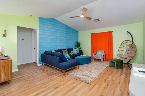 1136 9th Sq #1467671P, Vero Beach, FL 32960