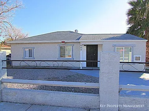 405 S 15th St #B, Las Vegas, NV 89101