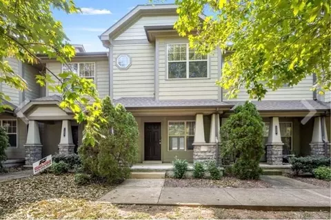105 4th Ave #1, Murfreesboro, TN 37130