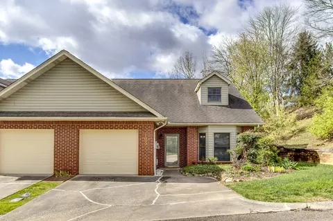 103 Pinewood Dr #1, Lenoir City, TN 37771