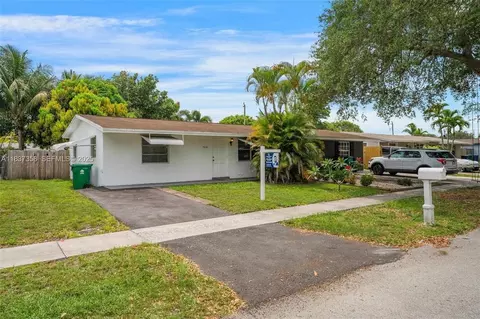 5010 SW 93rd Ave # 1, Cooper City, FL 33328