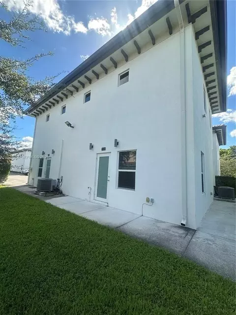 6400 SW 139th Avenue Rd # 103, Kendale Lakes, FL 33183