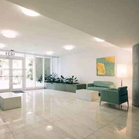 1401 SW 22nd St # 1205, Miami, FL 33145