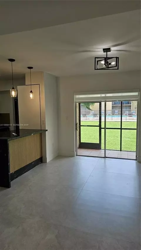 8401 SW 107th Ave # 109E, Miami, FL 33173