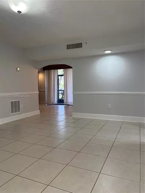 8650 SW 133rd Avenue Rd # 106, Miami, FL 33183