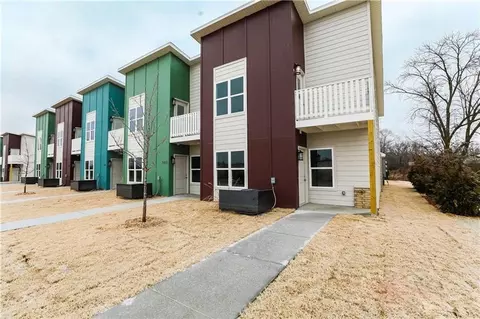 3428 SW Vel Mews, Bentonville, AR 72713