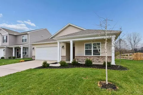 5001 Lakeview Dr, Morrow, OH 45152