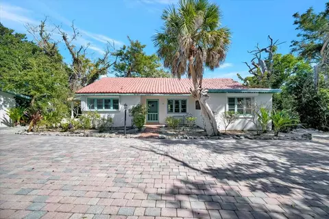 4237 Higel Ave, Sarasota, FL 34242