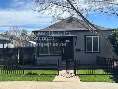 515 Oak St, Roseville, CA 95678